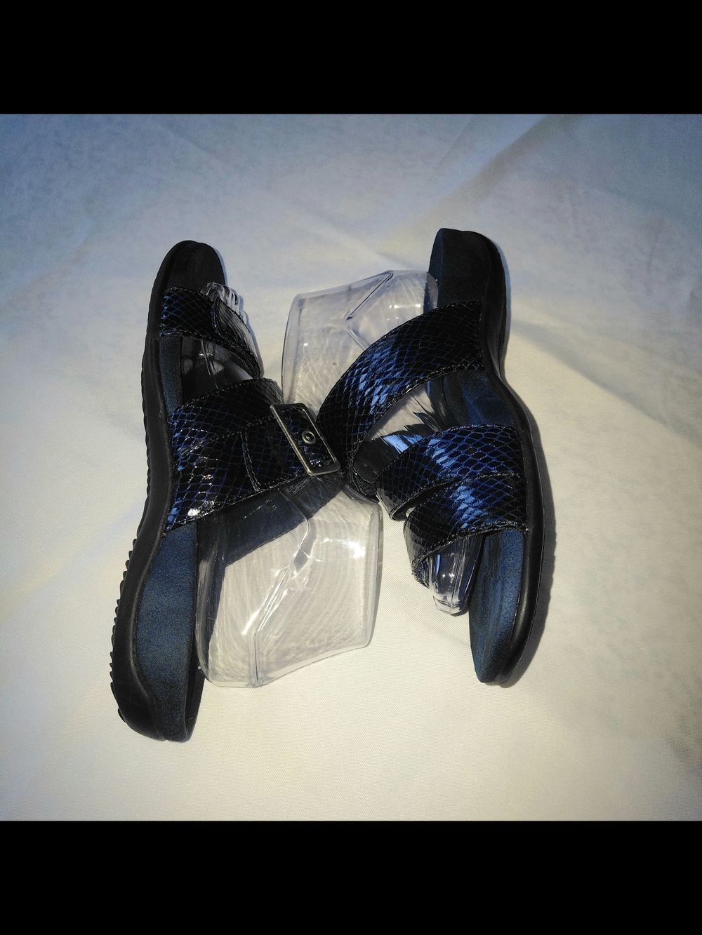 EUC Sz 9 WIde Vionic Skylar Navy Blue Snake-Embossed Leather Slide Sandals - Picture 5 of 10